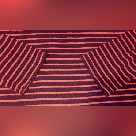 FAVORITE CREWNECK T SHIRT SOFT JERSEY KNIT SIZE L  LONG SLEEVE - Picture 7 of 7